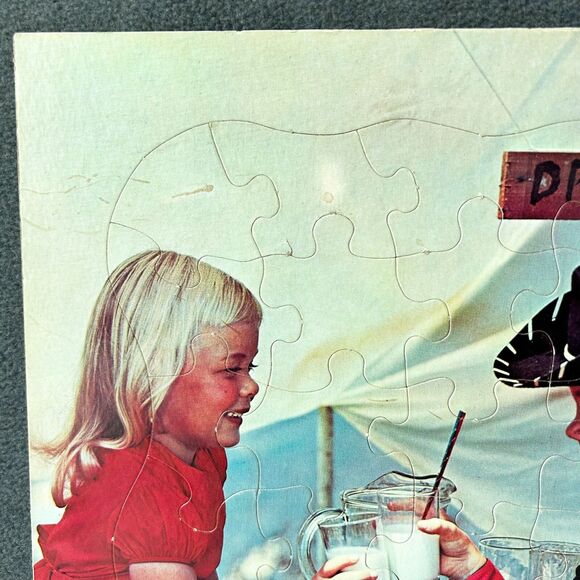 Vintage 1950s Dry Gulch Little Cowboy Drinking Milk Frame Tray Puzzle 28 Pieces - Picture 2 of 6